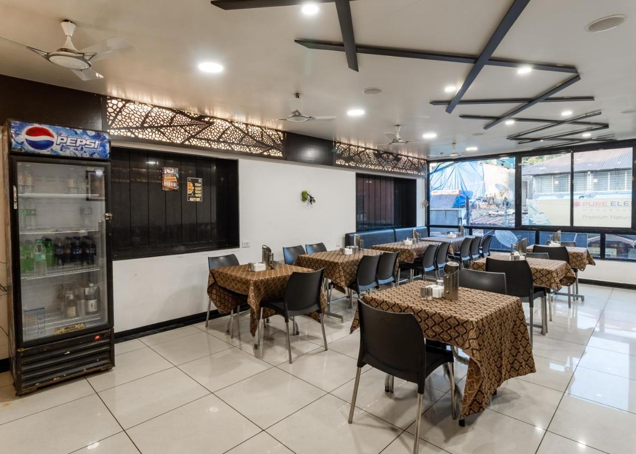 Hotel Vyankatesh & Pure Veg Restaurant Mahābaleshwar Dış mekan fotoğraf