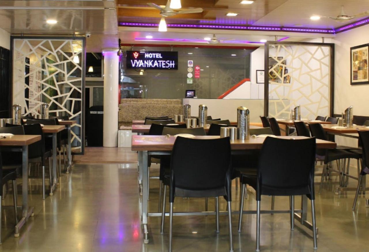 Hotel Vyankatesh & Pure Veg Restaurant Mahābaleshwar Dış mekan fotoğraf